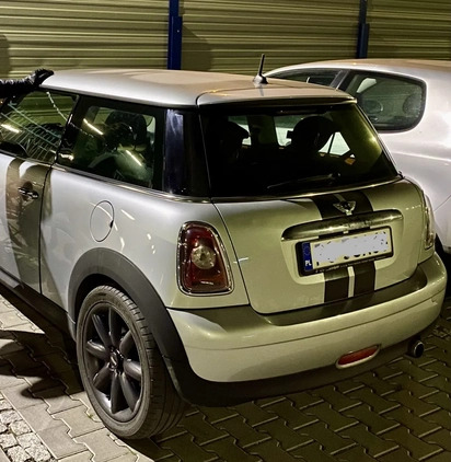 MINI ONE cena 11500 przebieg: 195000, rok produkcji 2007 z Puszczykowo małe 37